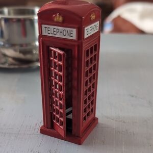 Mini Red British Telephone Booth Décor Sharpener